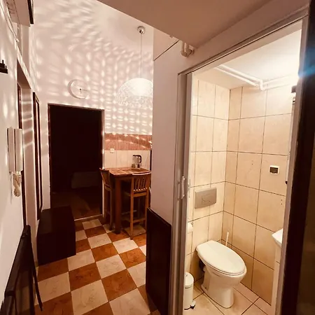 Centrum Cozy Entire Flat 아파트 *