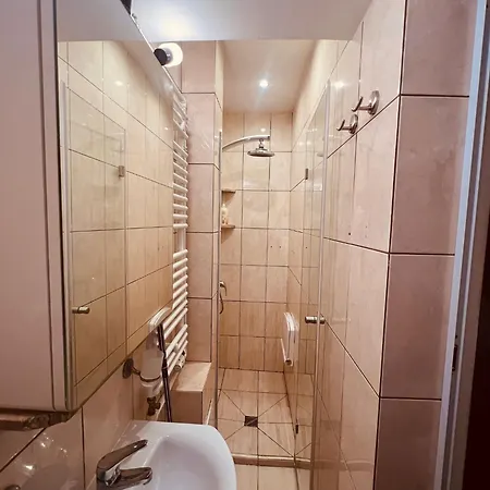 아파트 Centrum Cozy Entire Flat *