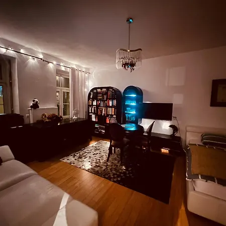 Centrum Cozy Entire Flat Apartment Warsaw